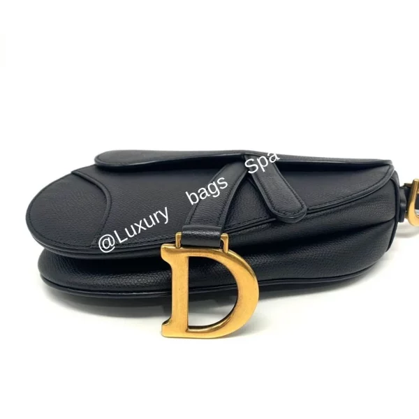 ร้านขายกระเป๋าแบรนด์เนมมือสอง กระเป๋าแบรนด์เนมมือสอง กระเป๋า Dior Saddle mini black grained calf ghw DC18 มือสอง