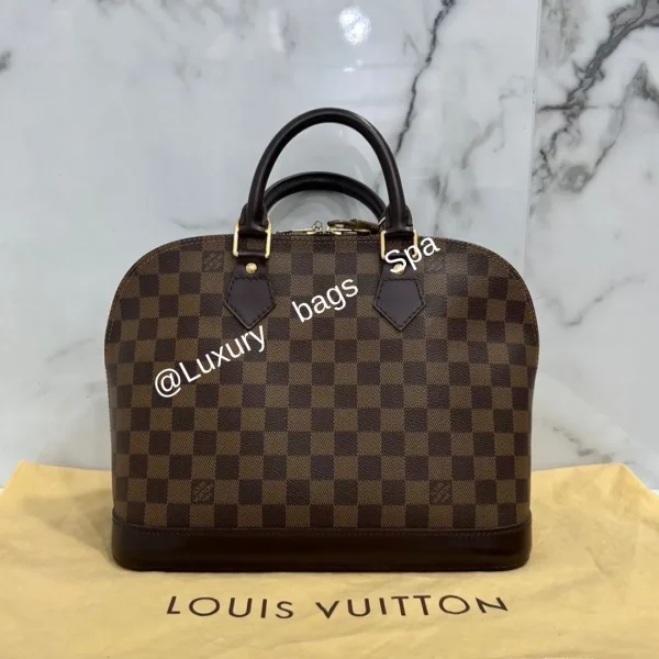 ร้านขายกระเป๋าแบรนด์เนมมือสอง กระเป๋าแบรนด์เนมมือสอง กระเป๋า LOUIS VUITTON Alma Damier Pm Dc07 มือสอง