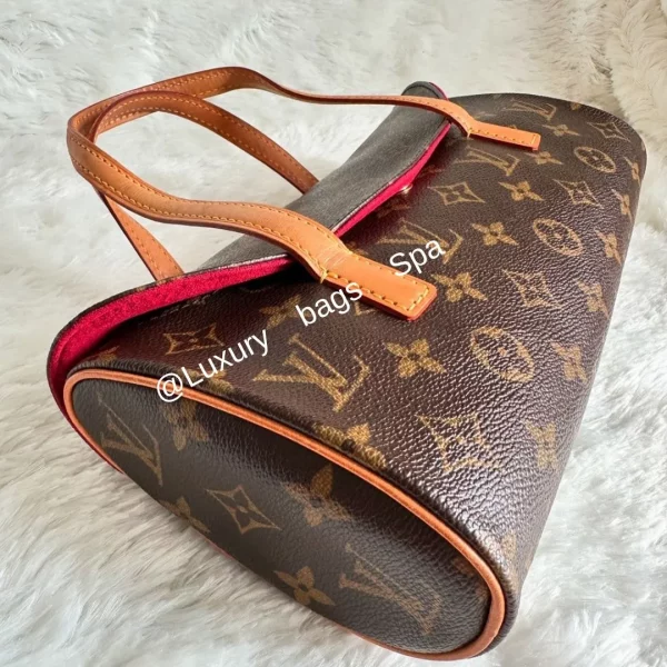 ร้านขายกระเป๋าแบรนด์เนมมือสอง กระเป๋าแบรนด์เนมมือสอง กระเป๋า Louis Vuitton Sonatine Handbag Monogram มือสอง