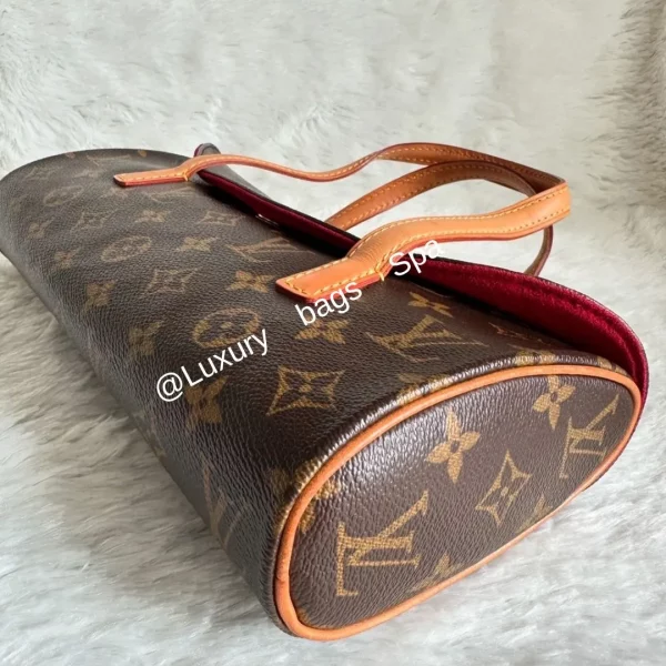 ร้านขายกระเป๋าแบรนด์เนมมือสอง กระเป๋าแบรนด์เนมมือสอง กระเป๋า Louis Vuitton Sonatine Handbag Monogram มือสอง