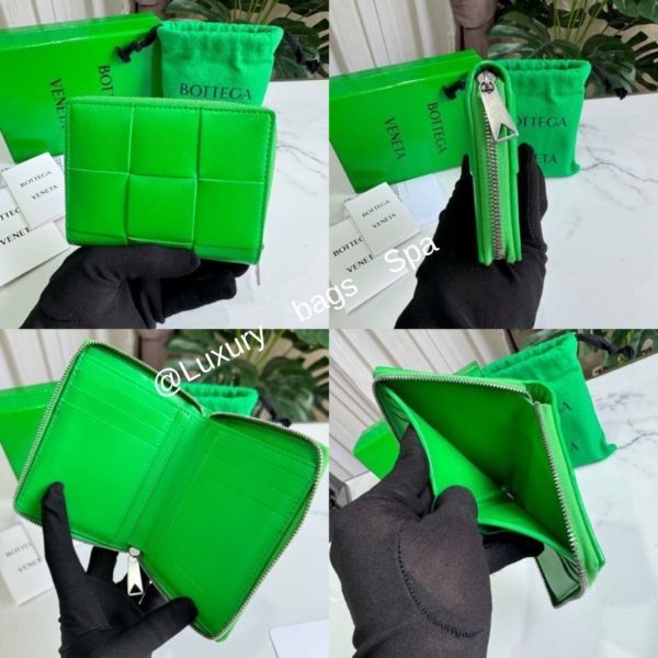 ร้านขายกระเป๋าแบรนด์เนมมือสอง กระเป๋าแบรนด์เนมมือสอง กระเป๋า Zip-Around Long Wallet - Green มือสอง